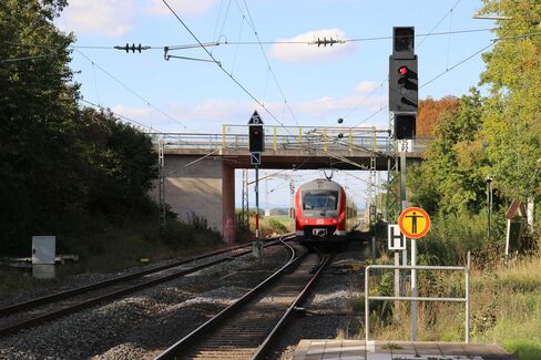 Bahnstrecke bei Seligenstadt